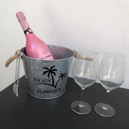 Casa Fiore - 2 Bed House 10 Mins Walk To Centre * Rhodes City
