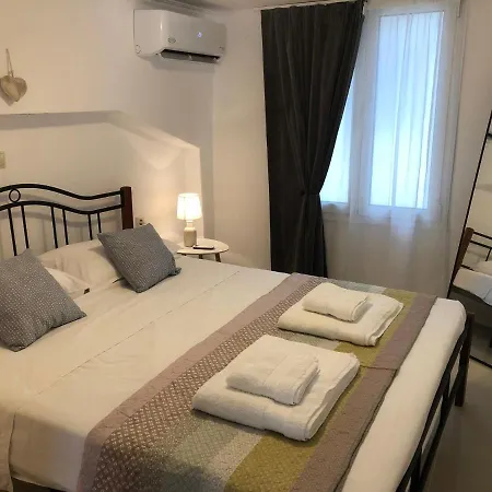 Casa Fiore - 2 Bed House 10 Mins Walk To Centre Hébergement de vacances