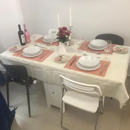 Hébergement de vacances Casa Fiore - 2 Bed House 10 Mins Walk To Centre *