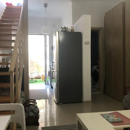 Casa Fiore - 2 Bed House 10 Mins Walk To Centre * Rhodes City