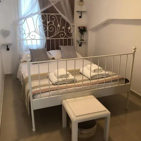 Hébergement de vacances Casa Fiore - 2 Bed House 10 Mins Walk To Centre
