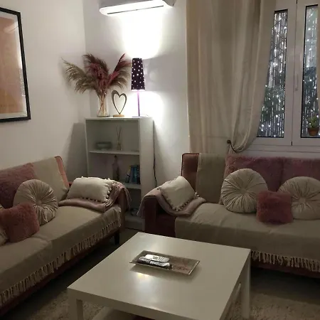 Casa Fiore - 2 Bed House 10 Mins Walk To Centre Hébergement de vacances